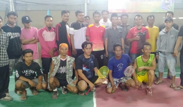 Desa Pasir Ampo Adakan Turnament badminton Suherman Cup tahun 2019